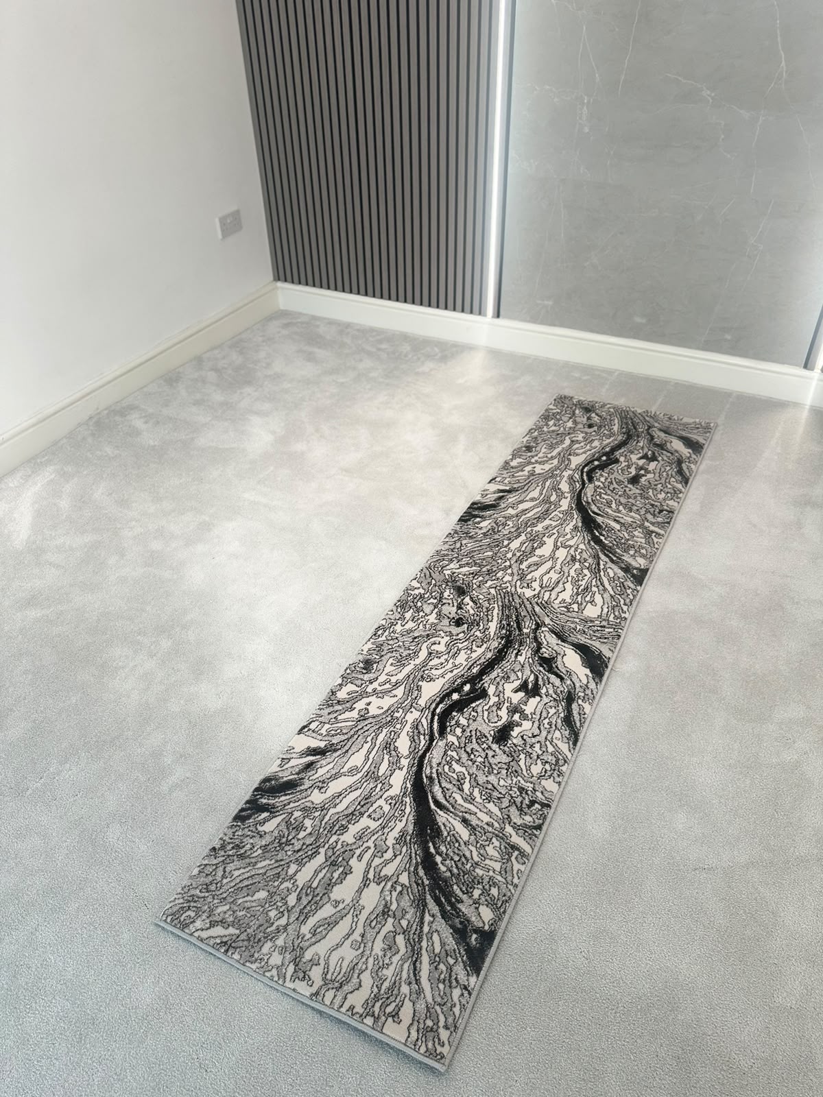 Platinum 9286 Grey Modern Abstract Runner Rug (60x230 CM)