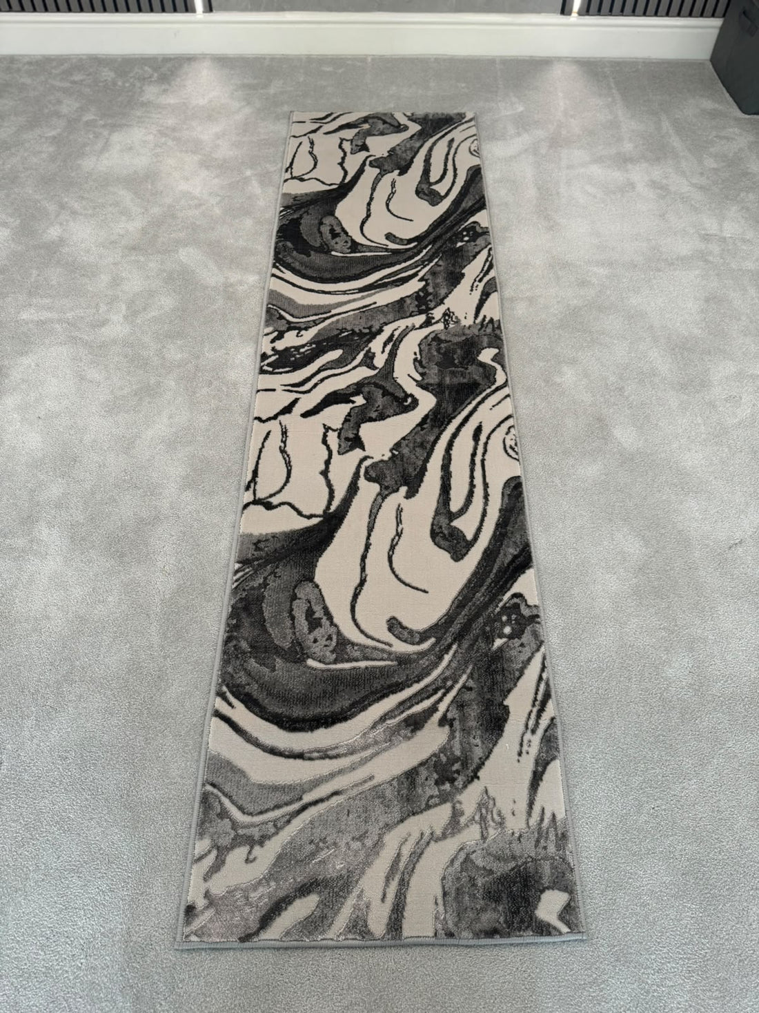 Platinum 9285 Grey & Charcoal Modern Abstract Runner Rug (60x230 CM)
