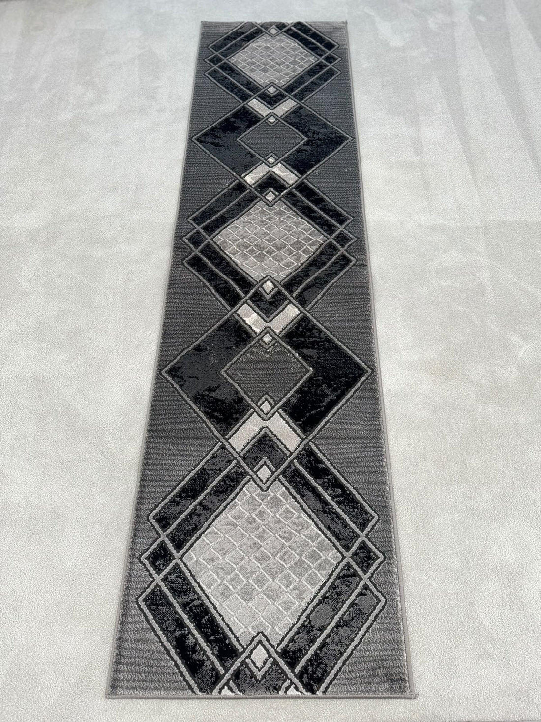 Moretti 0682 Grey Geometric Modern Runner Rug (60x230 CM)