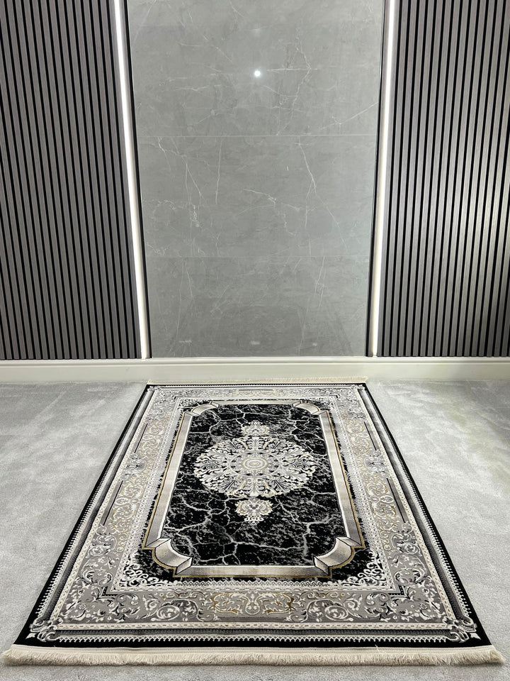 SHIRAZ TRADITIONAL PERSIAN-STYLE AREA RUG - BLACK & SILVER
