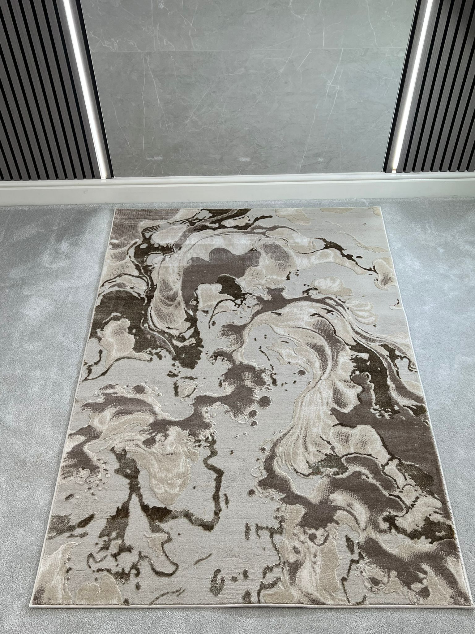 Platinum Marble Shimmer Rug | Luxury Marble Design -R9282 - Brown